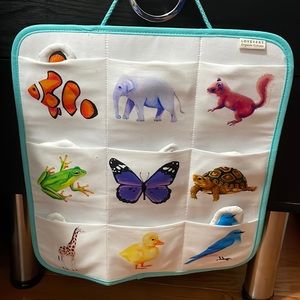 Lovevery animal pocket